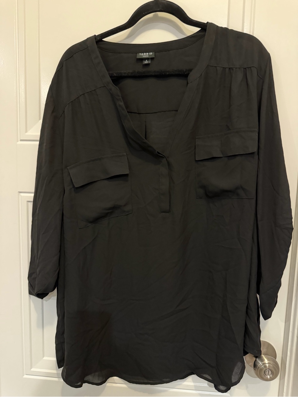 Torrid Harper Black Pullover Blouse Size 4 Plus 3/4 Sleeve Career Top